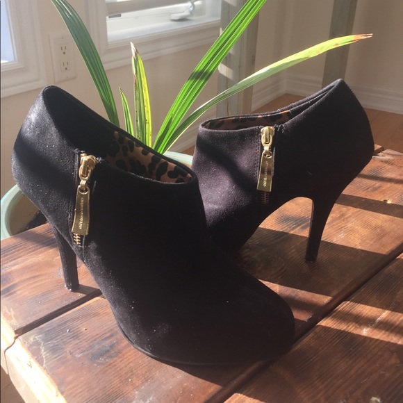 Christian Siriano Shoes - Christian siriano Black ankle boots suede